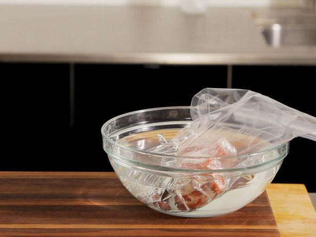 How to Thaw Frozen Meat